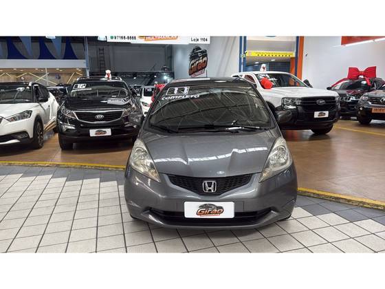 HONDA FIT 1.4 LX 16V FLEX 4P MANUAL HONDA FIT 1.4 LX 16V FLEX 4P MANUAL
